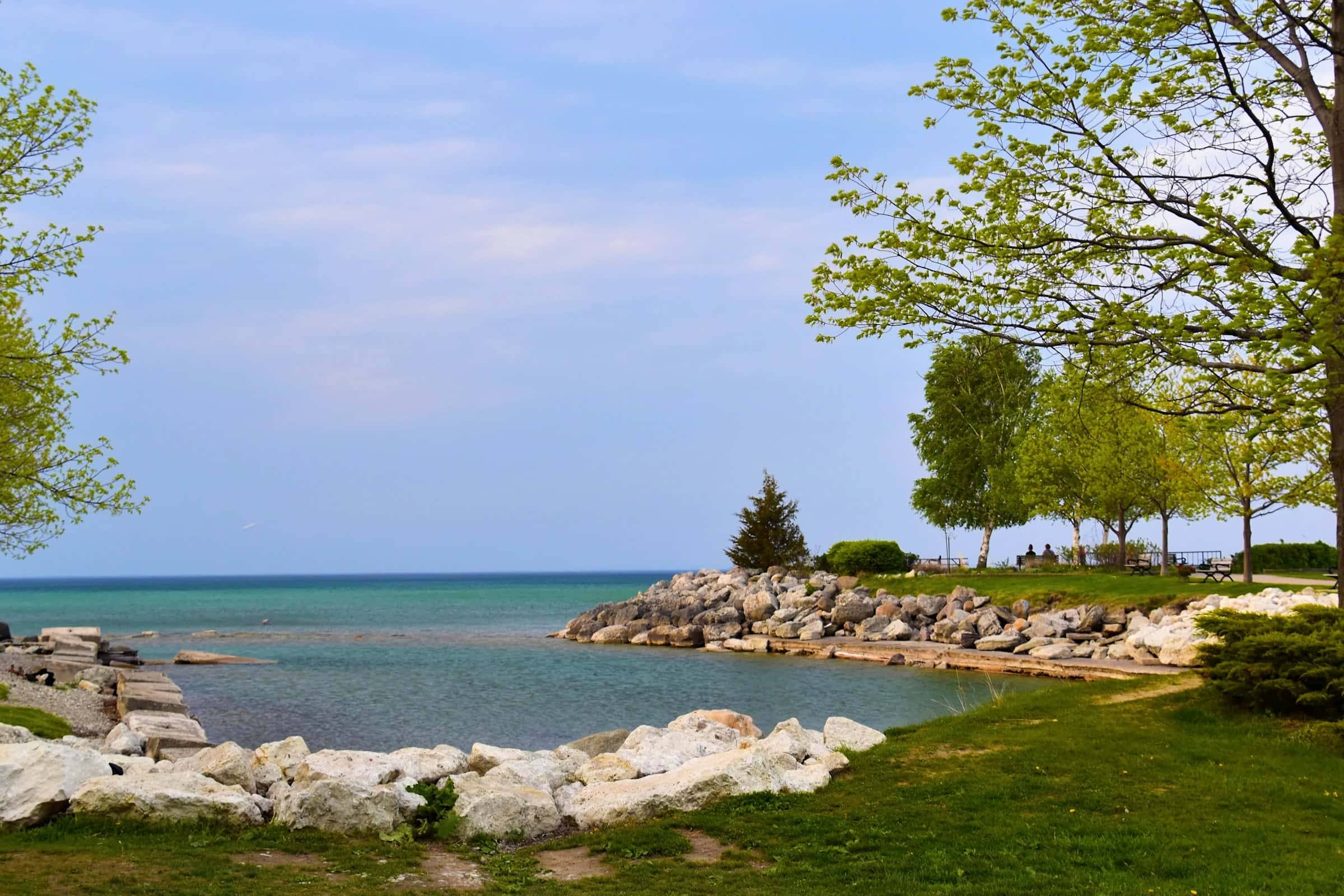 Une anse rocheuse sur la rive de Collingwood